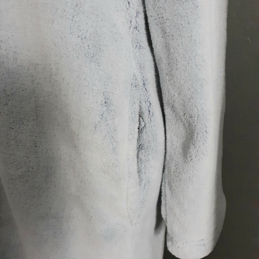 Oscar de la Renta Gray Robe - Picture 4 of 5
